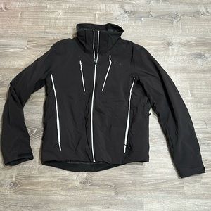 Helly Hansen jacket, brand new windproof, waterproof, breathable, and durable.